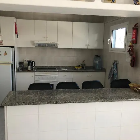 Holiday home Caserones 6, Attractive 2 Bed Bungalow Puerto del Carmen (Lanzarote)